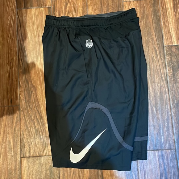 Nike Dri-Fit Football shorts. - Picture 2 of 8
